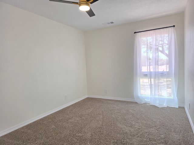 1621 37th Street SE, Rio Rancho, NM 87124