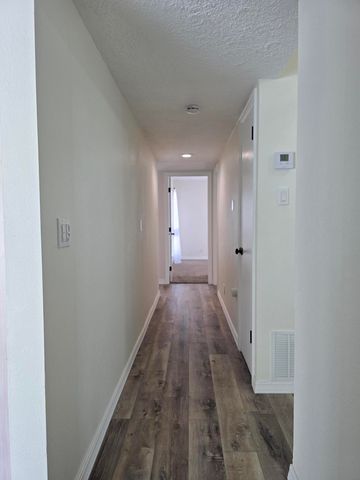 1621 37th Street SE, Rio Rancho, NM 87124