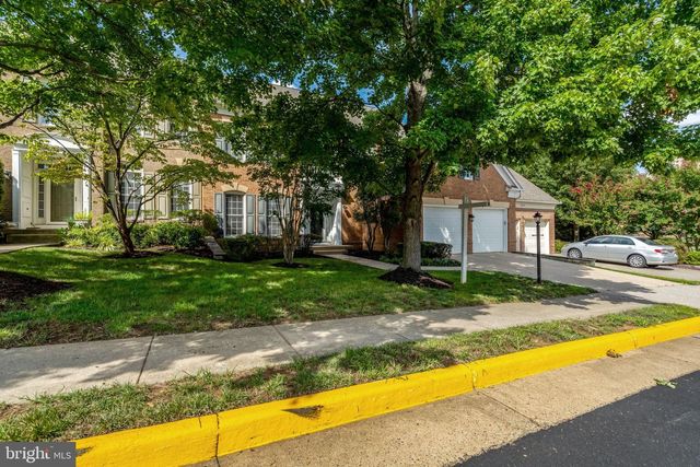 5257 WINTER VIEW DR, Alexandria, VA 22312
