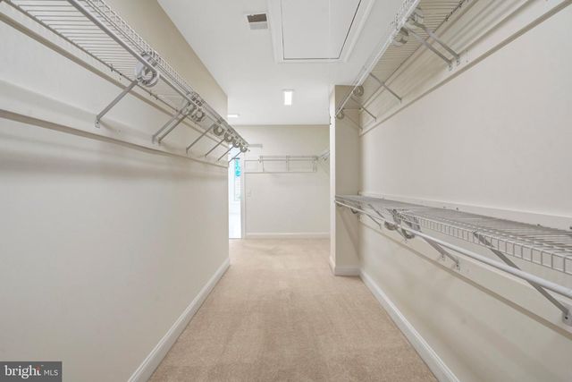 5257 WINTER VIEW DR, Alexandria, VA 22312