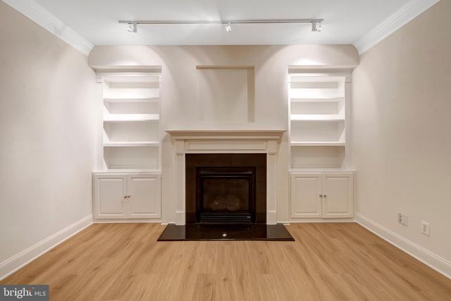 5257 WINTER VIEW DR, Alexandria, VA 22312