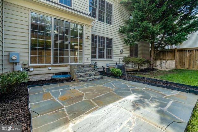 5257 WINTER VIEW DR, Alexandria, VA 22312