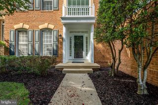 5257 WINTER VIEW DR, Alexandria, VA 22312
