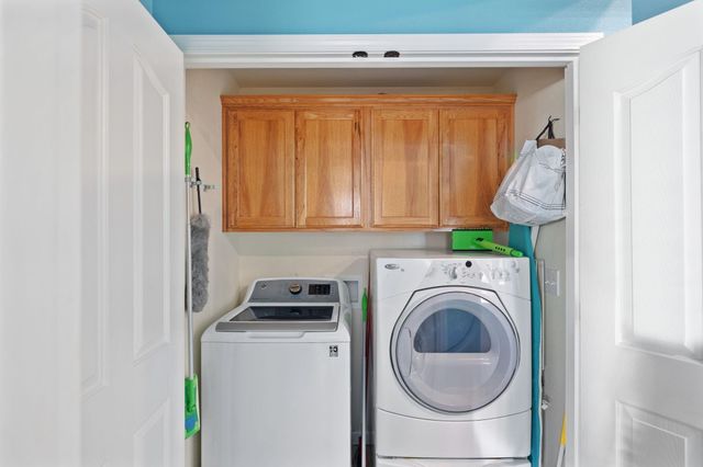 404 Lindilu Lane, Cave Junction, OR 97523