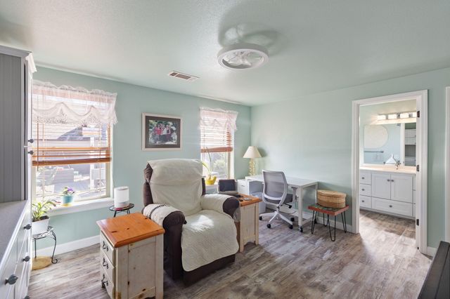 404 Lindilu Lane, Cave Junction, OR 97523