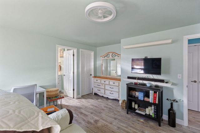 404 Lindilu Lane, Cave Junction, OR 97523