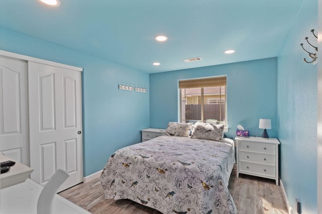 404 Lindilu Lane, Cave Junction, OR 97523