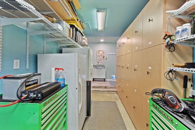 404 Lindilu Lane, Cave Junction, OR 97523