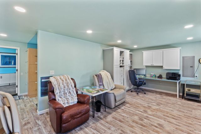 404 Lindilu Lane, Cave Junction, OR 97523