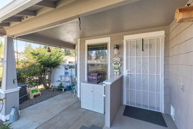 404 Lindilu Lane, Cave Junction, OR 97523