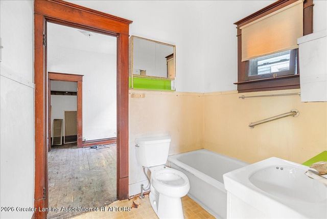 208 N Hosmer Street, Lansing, MI 48912