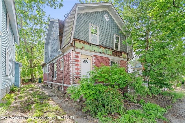 208 N Hosmer Street, Lansing, MI 48912