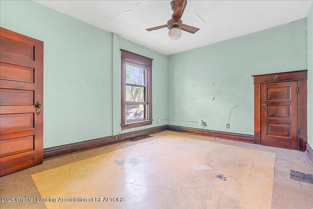 208 N Hosmer Street, Lansing, MI 48912