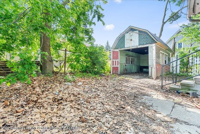 208 N Hosmer Street, Lansing, MI 48912