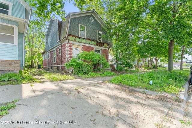 208 N Hosmer Street, Lansing, MI 48912