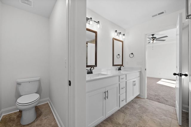 681 S Forest Brook Court, Clarksville, TN 37042