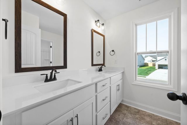 681 S Forest Brook Court, Clarksville, TN 37042