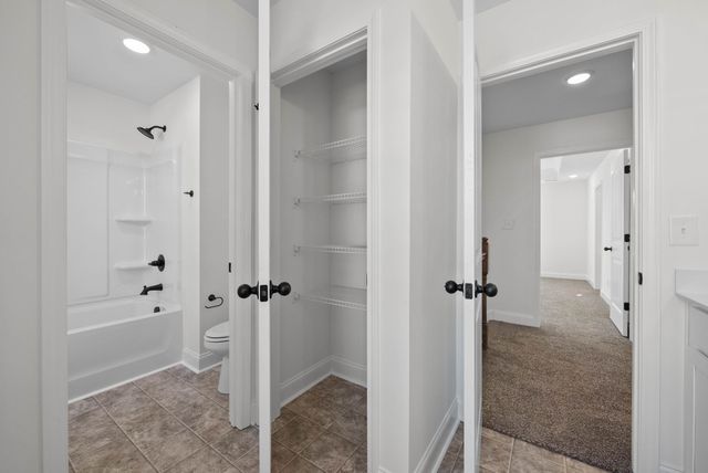 681 S Forest Brook Court, Clarksville, TN 37042