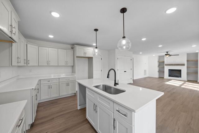 681 S Forest Brook Court, Clarksville, TN 37042