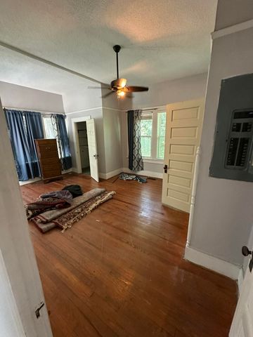 82 Nightingale Street, Barnwell, SC 29812