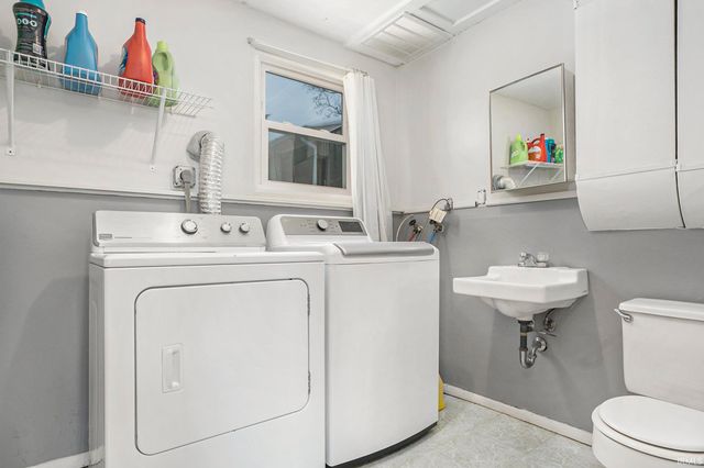 1801 Winston Drive, South Bend, IN 46635