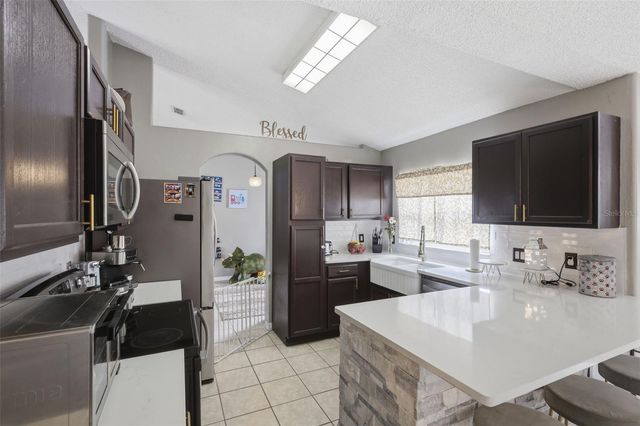 1648 GREGORY DRIVE, Deltona, FL 32738