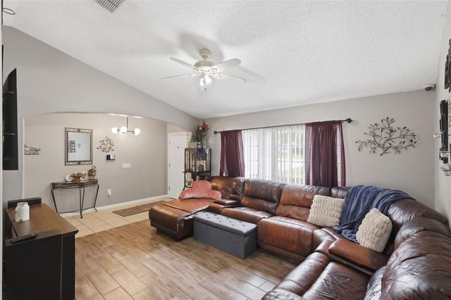 1648 GREGORY DRIVE, Deltona, FL 32738