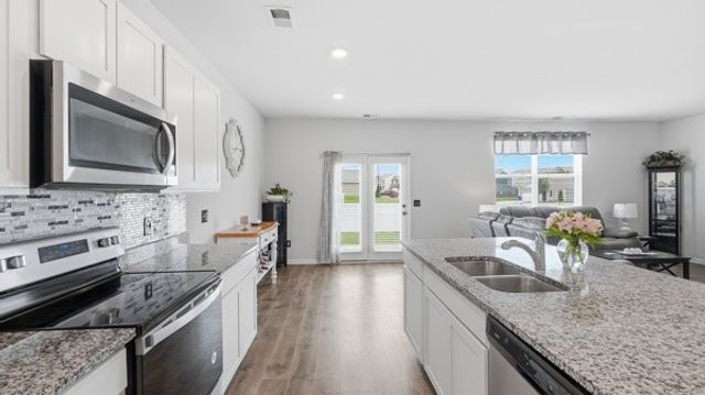 437 Lauren Lane, Chapel Hill, TN 37034