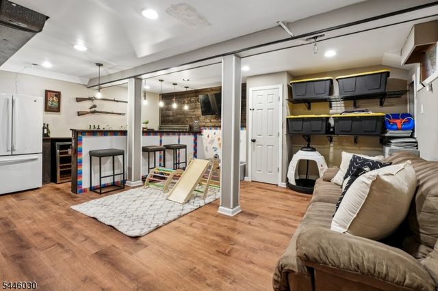 9 Barry Dr, West Orange Twp., NJ 07052