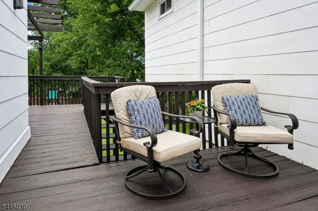 9 Barry Dr, West Orange Twp., NJ 07052