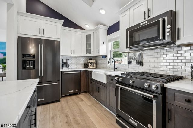 9 Barry Dr, West Orange Twp., NJ 07052
