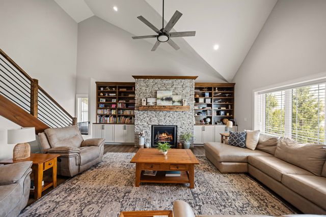 114 Tradition Drive, Polk City, IA 50226