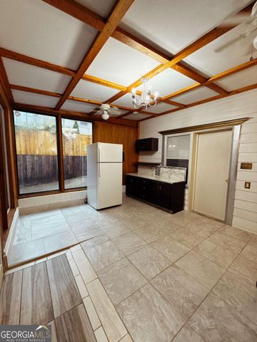 815 Sunfield Drive NW, Lilburn, GA 30047