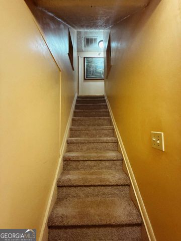 815 Sunfield Drive NW, Lilburn, GA 30047