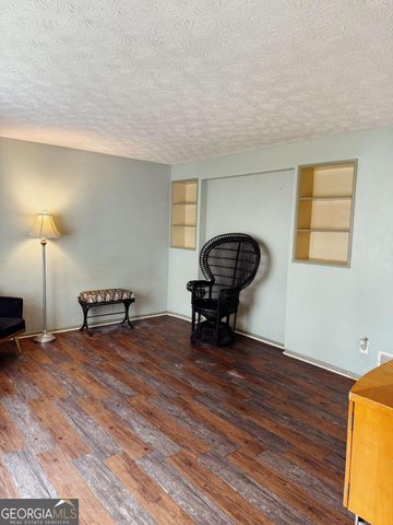 815 Sunfield Drive NW, Lilburn, GA 30047