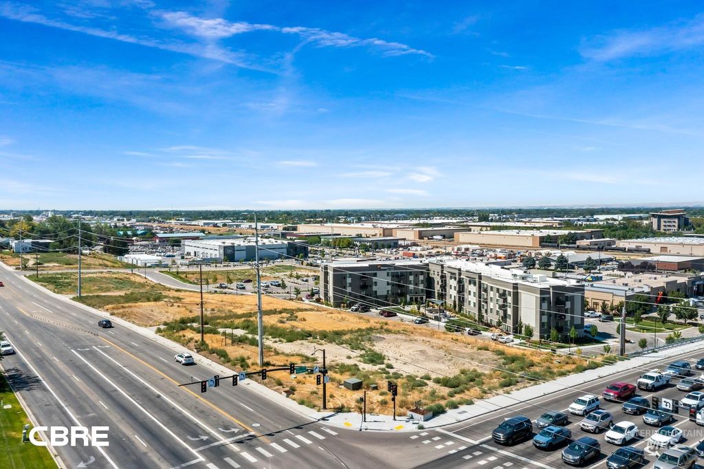 3070 E Franklin Rd, Meridian, ID 83642 photo 4