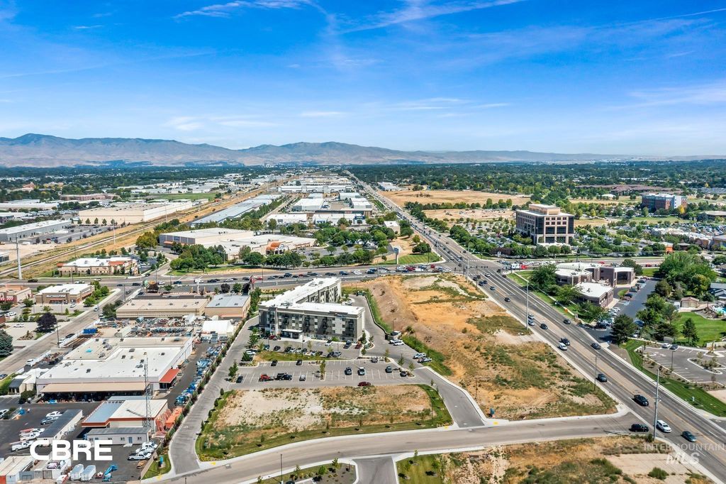 3070 E Franklin Rd, Meridian, ID 83642 photo 8