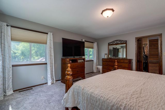 24100 577th Lane, Mankato, MN 56001