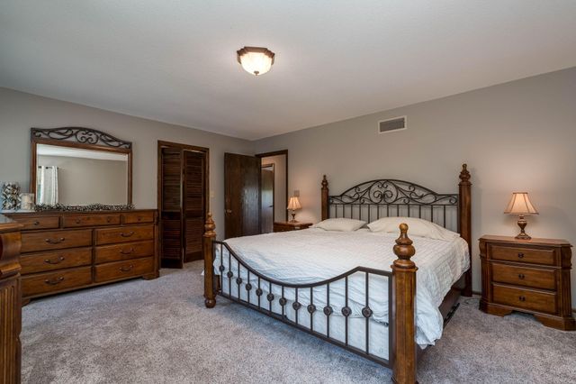 24100 577th Lane, Mankato, MN 56001