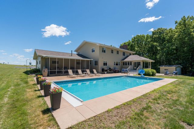 24100 577th Lane, Mankato, MN 56001