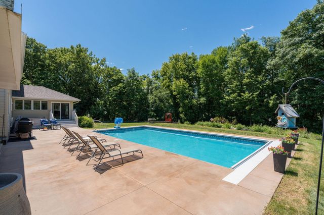 24100 577th Lane, Mankato, MN 56001