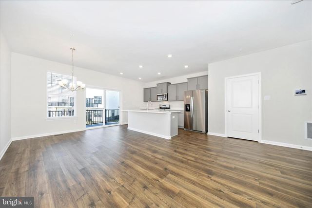 726 COMPASS WAY, Frederick, MD 21701