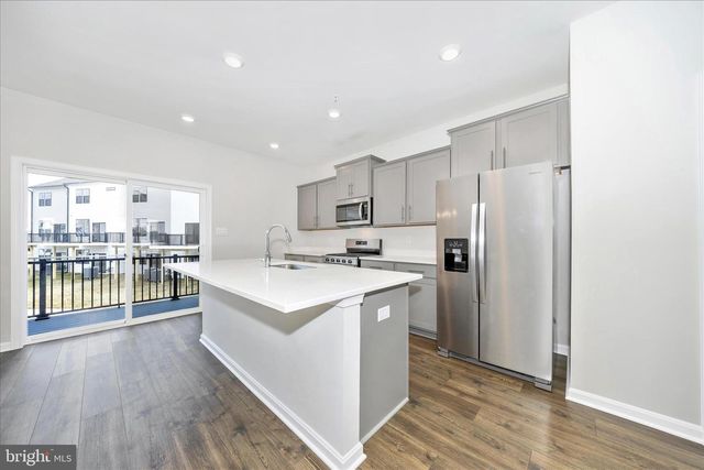 726 COMPASS WAY, Frederick, MD 21701