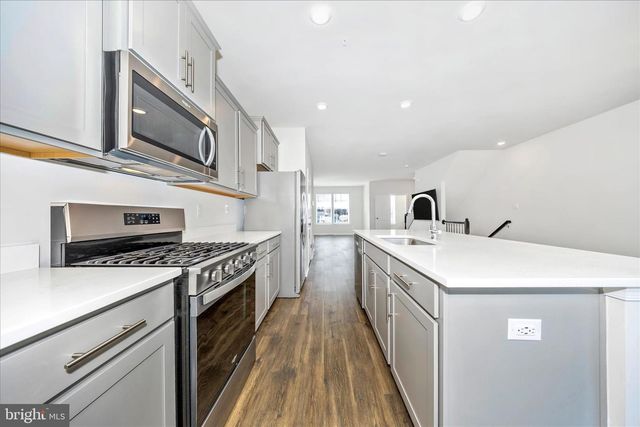 726 COMPASS WAY, Frederick, MD 21701