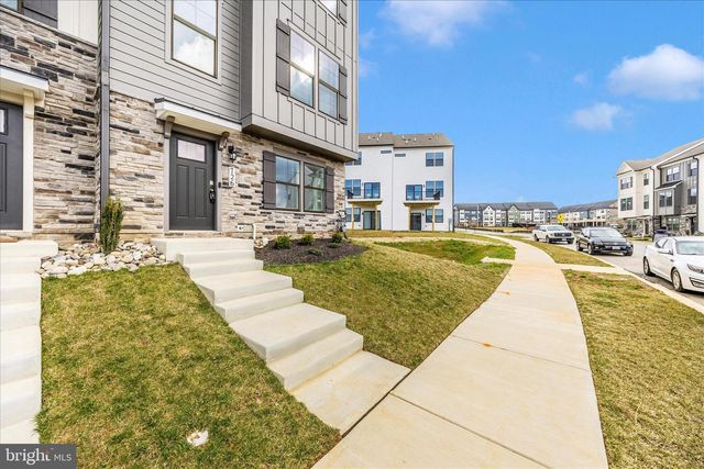 726 COMPASS WAY, Frederick, MD 21701