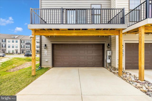 726 COMPASS WAY, Frederick, MD 21701