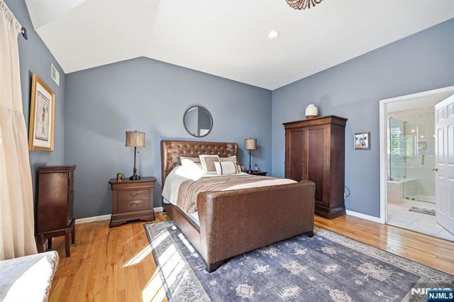 81 S 5th Street, Park Ridge, NJ 07656