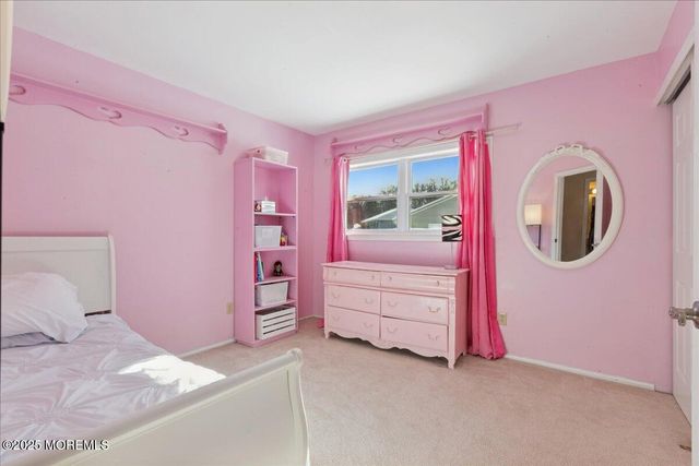 41 Sweet Gum Road, Howell, NJ 07731