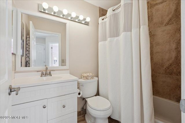 41 Sweet Gum Road, Howell, NJ 07731