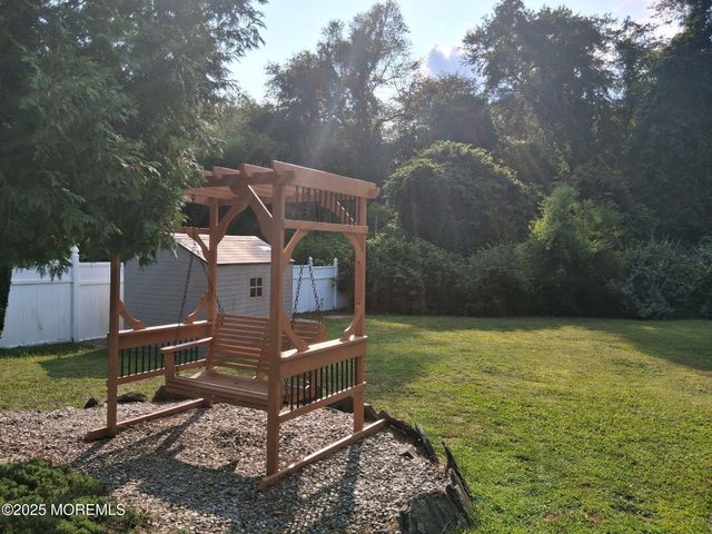 41 Sweet Gum Road, Howell, NJ 07731